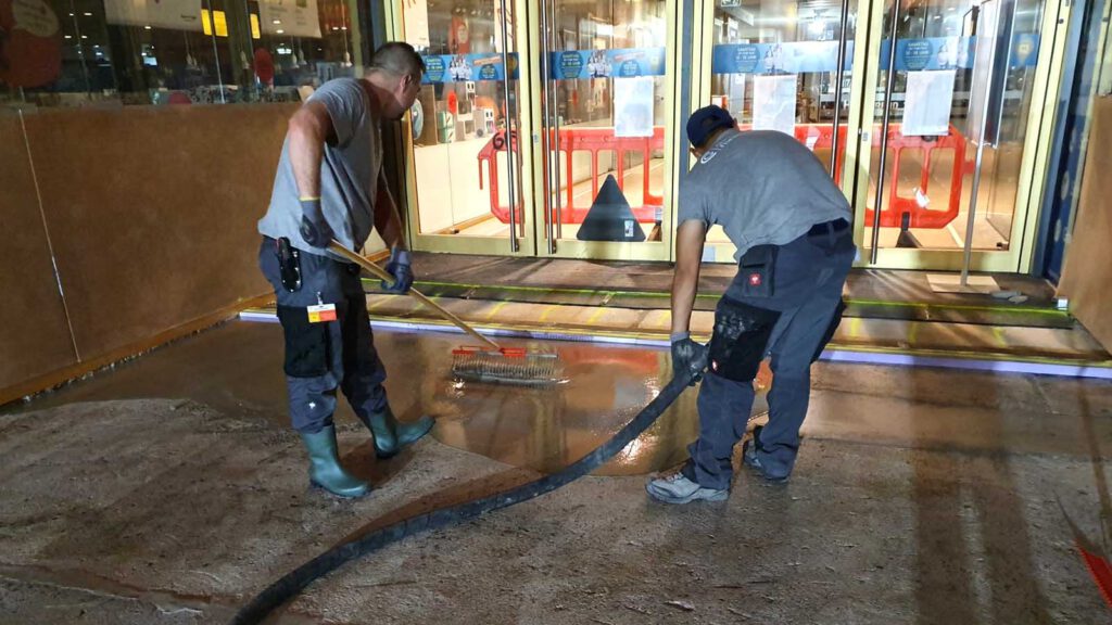 goettling-fliesentechnik-hamburg-fliessestrichpumpe-2-1024x576